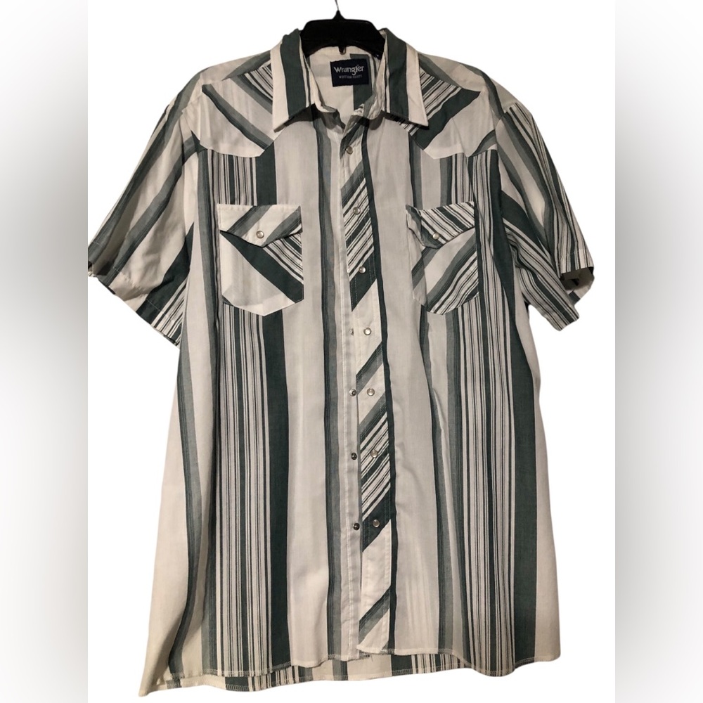 Wrangler Western Men's Green and White Striped pearl snap Shirt men’s XL